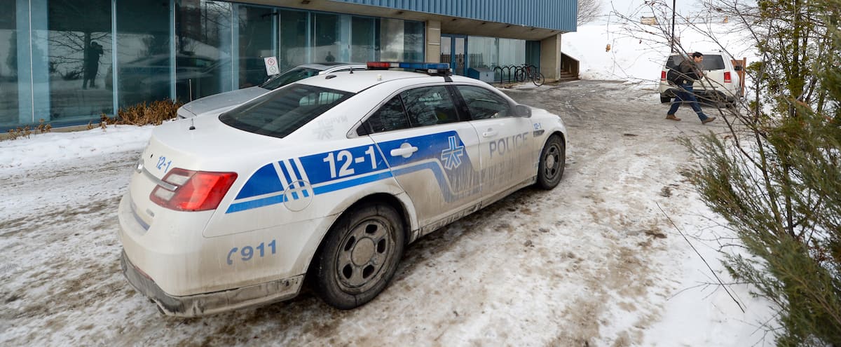 Trois coachs arrêtés pour des crimes sexuels