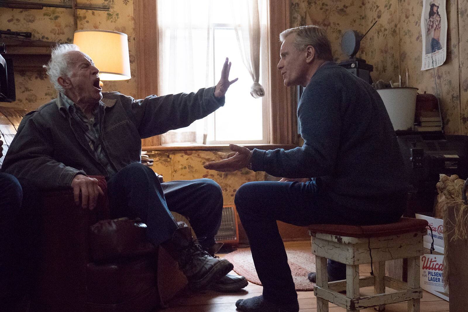 «Chute libre» un premier film réussi pour Viggo Mortensen  JDM