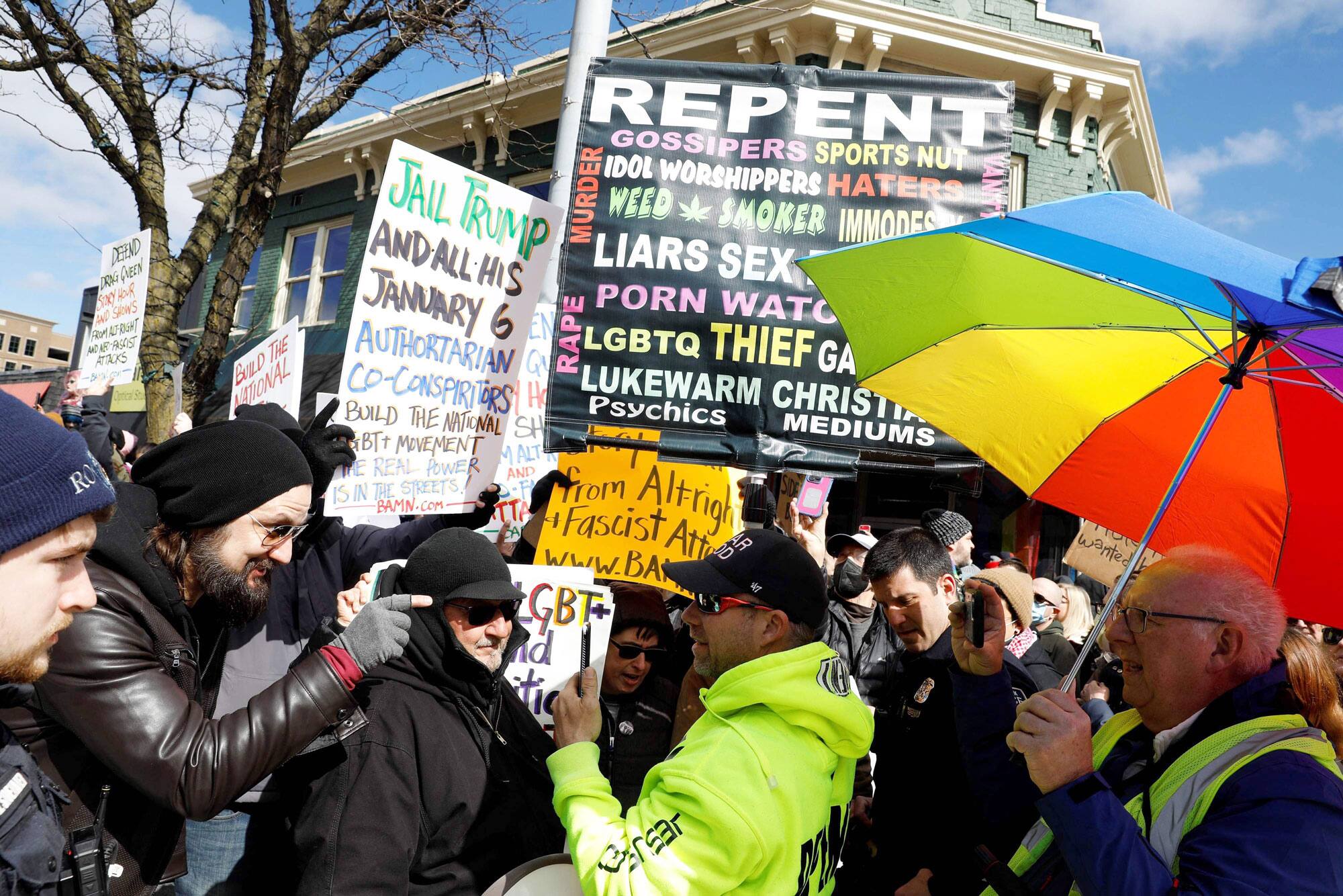 Qui a peur des drag-queens? Populaires au Qu&eacute;bec, elles divisent dans certains &eacute;tats am&eacute;ricains
