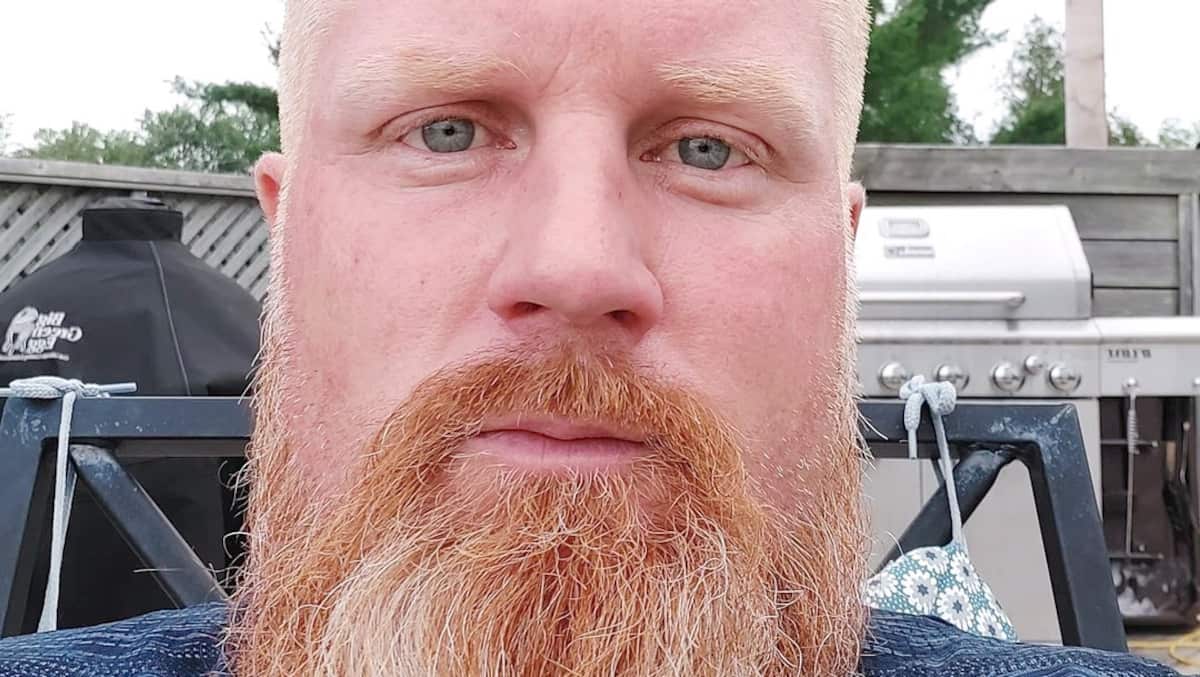 Absolution conditionnelle: le juge souhaite qu’il puisse voyager même s'il est coupable de violence conjugale