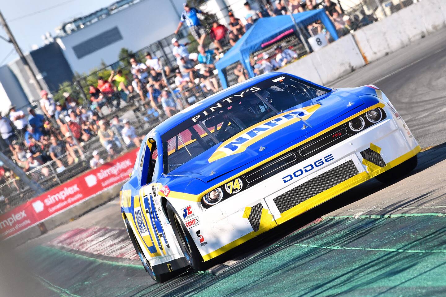 Grand Prix de Trois-Rivières: Kevin Lacroix mène la charge