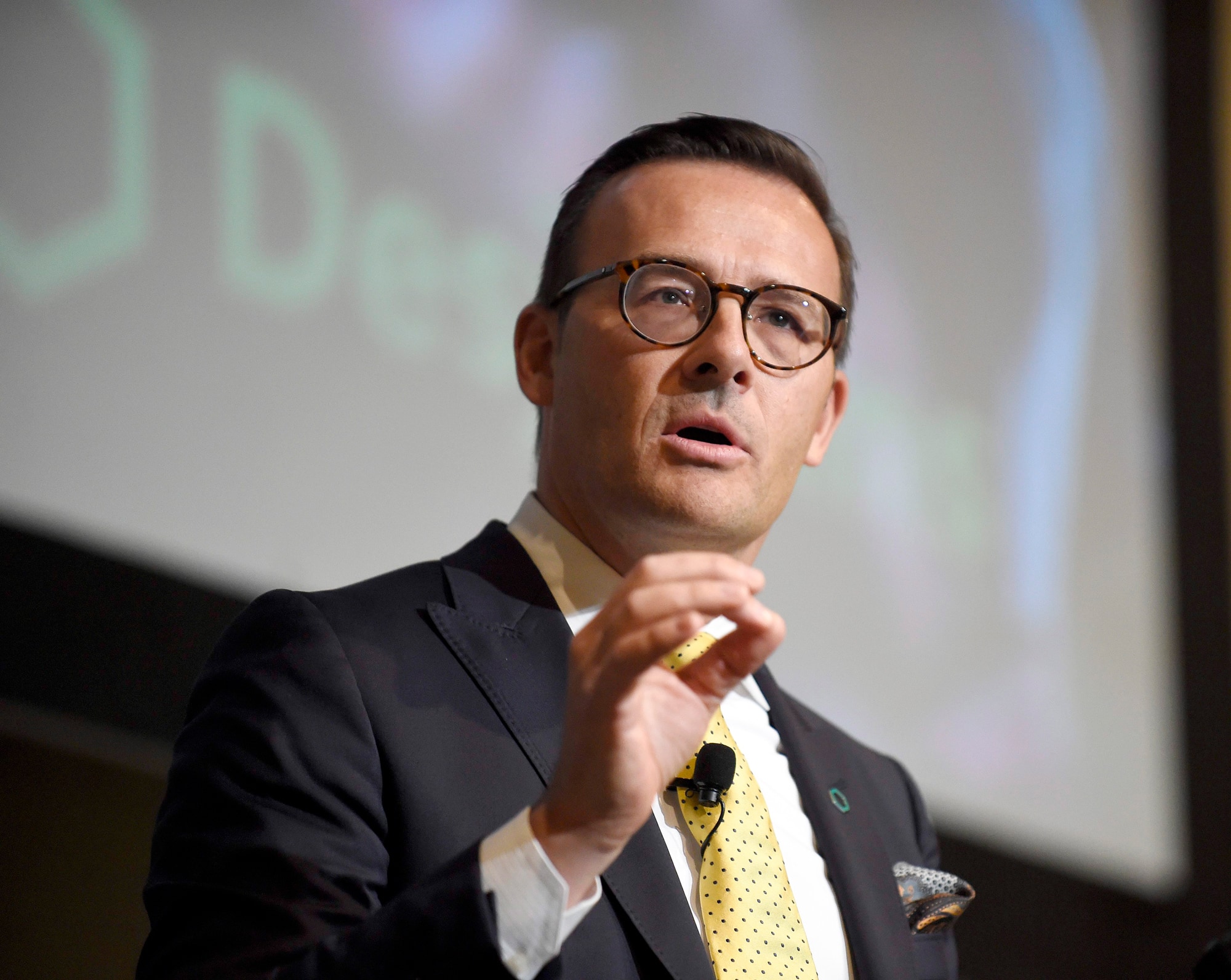 Une r&eacute;mun&eacute;ration de 4,6 M$ l'an dernier pour le PDG de Desjardins