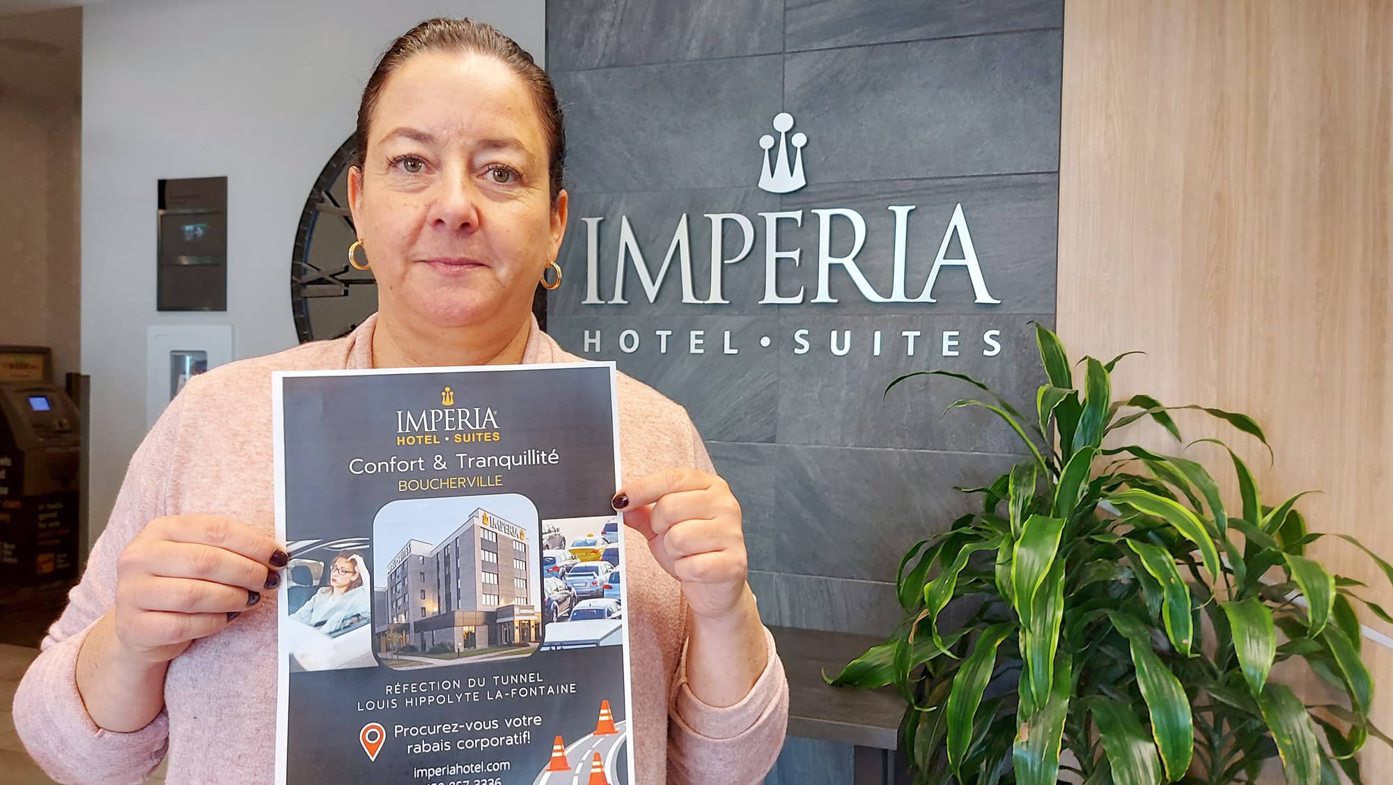 Congestion monstre &agrave; pr&eacute;voir: des travailleurs se tournent vers l&rsquo;h&ocirc;tel pour &eacute;viter le tunnel