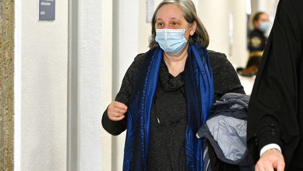 Questionné sur les origines de sa liaison