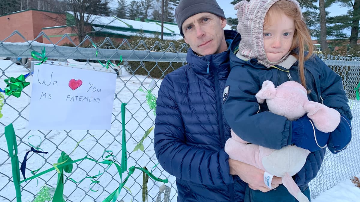 Loi sur la laïcité: tollé pour une enseignante retirée à cause de son voile