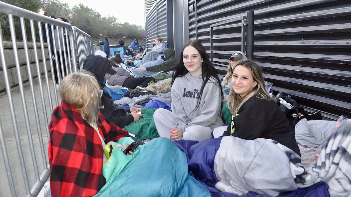 Billie Eilish au Centre Vidéotron: trois jours de camping pour voir leur idole de près