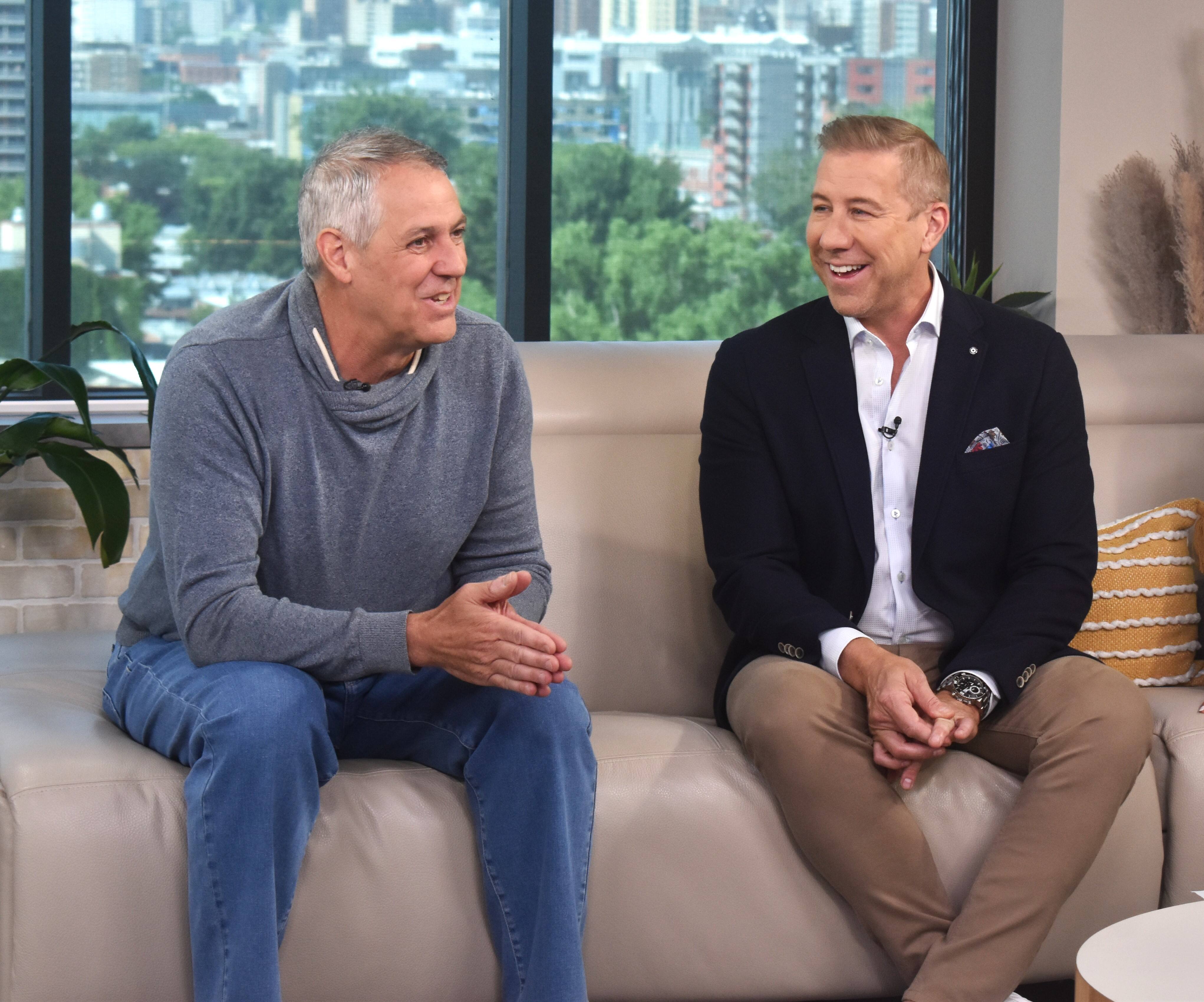 LE 9H45 | POURQUOI LES TOILETTES SONT BLEUES?