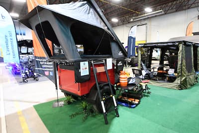 Para o acampamento e ao ar livre, você encontrará muitas soluções diferentes que permitirão que você seja independente em qualquer parte da floresta.