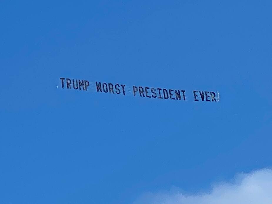 Image principale de l'article Donald Trump se fait humilier par un message