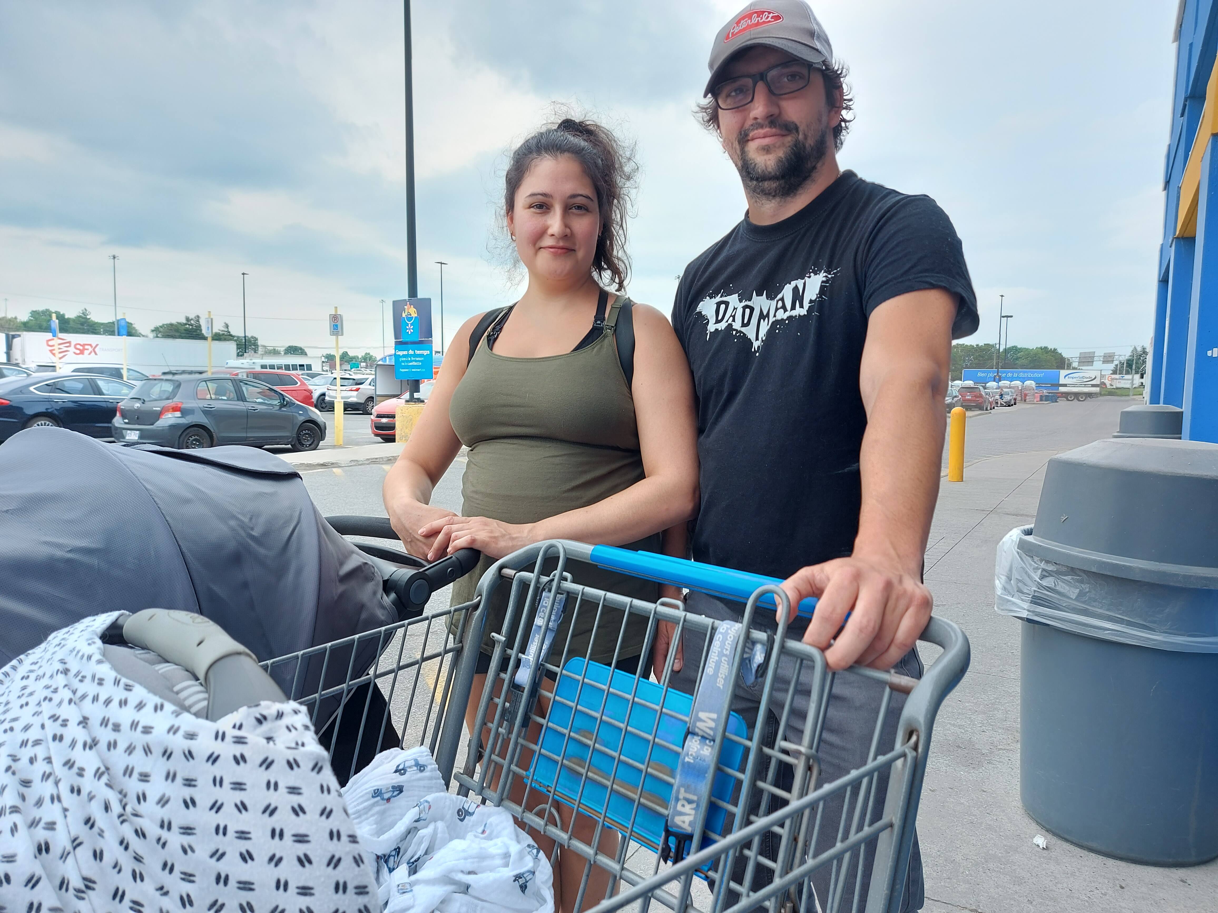 Malgr&eacute; de bons emplois, le co&ucirc;t de la vie fait de plus en plus mal &agrave; un couple dans la trentaine