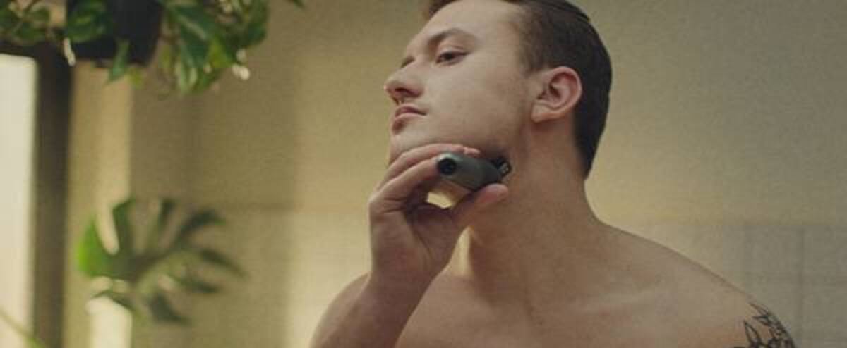 «Scandaleusement immoral»: une publicité de rasoir mettant en vedette un homme transgenre vivement dénoncée