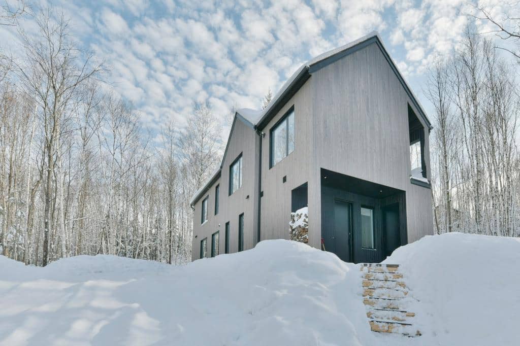 Cet acteur de STAT vend sa spectaculaire maison