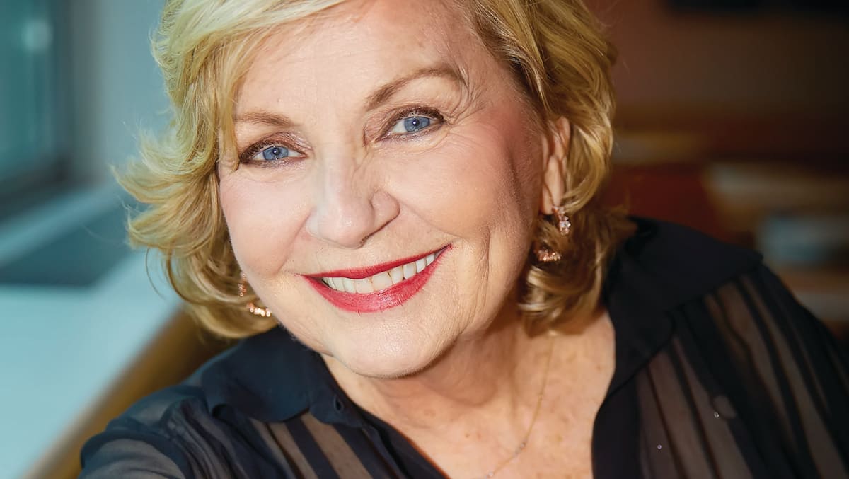 France Castel jouera le rôle de... Dieu! 7 Jours