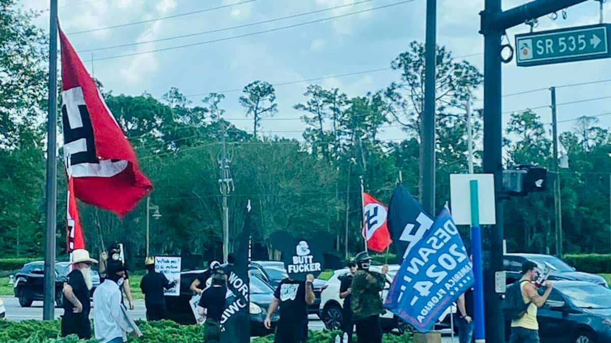 Des drapeaux nazis à Walt Disney | Le Journal de Québec