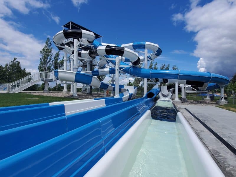 Les 10 plus beaux campings avec des glissades d'eau Salut Bonjour