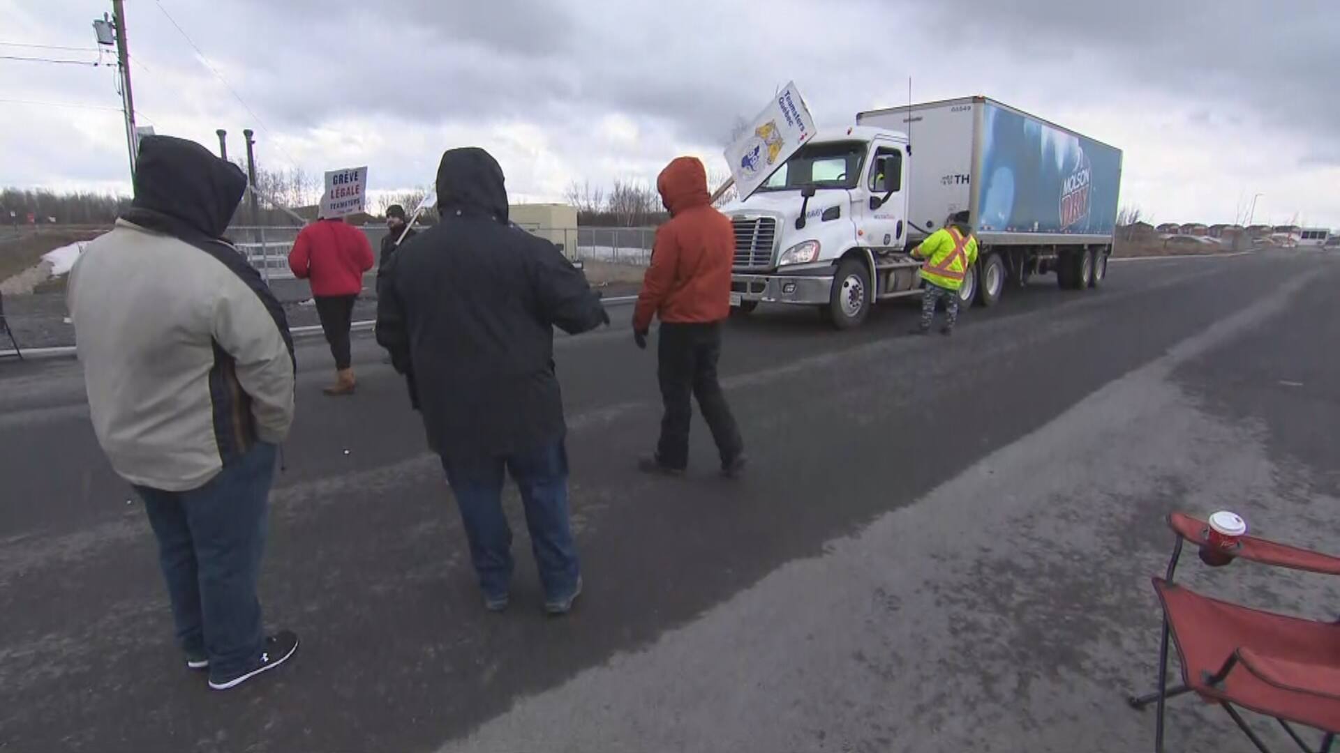 Gr&egrave;ve chez Molson-Coors: encore loin d&rsquo;une entente