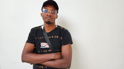 Gabriel Bikah, buscador de empleo.