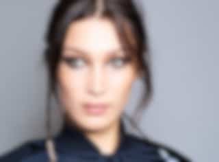 Bella Hadid est gênée d’avoir porté une robe osée