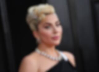 Les looks des stars sur le tapis rouge des Grammys