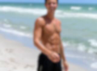 Shawn Mendes en couple avec sa chiropraticienne?