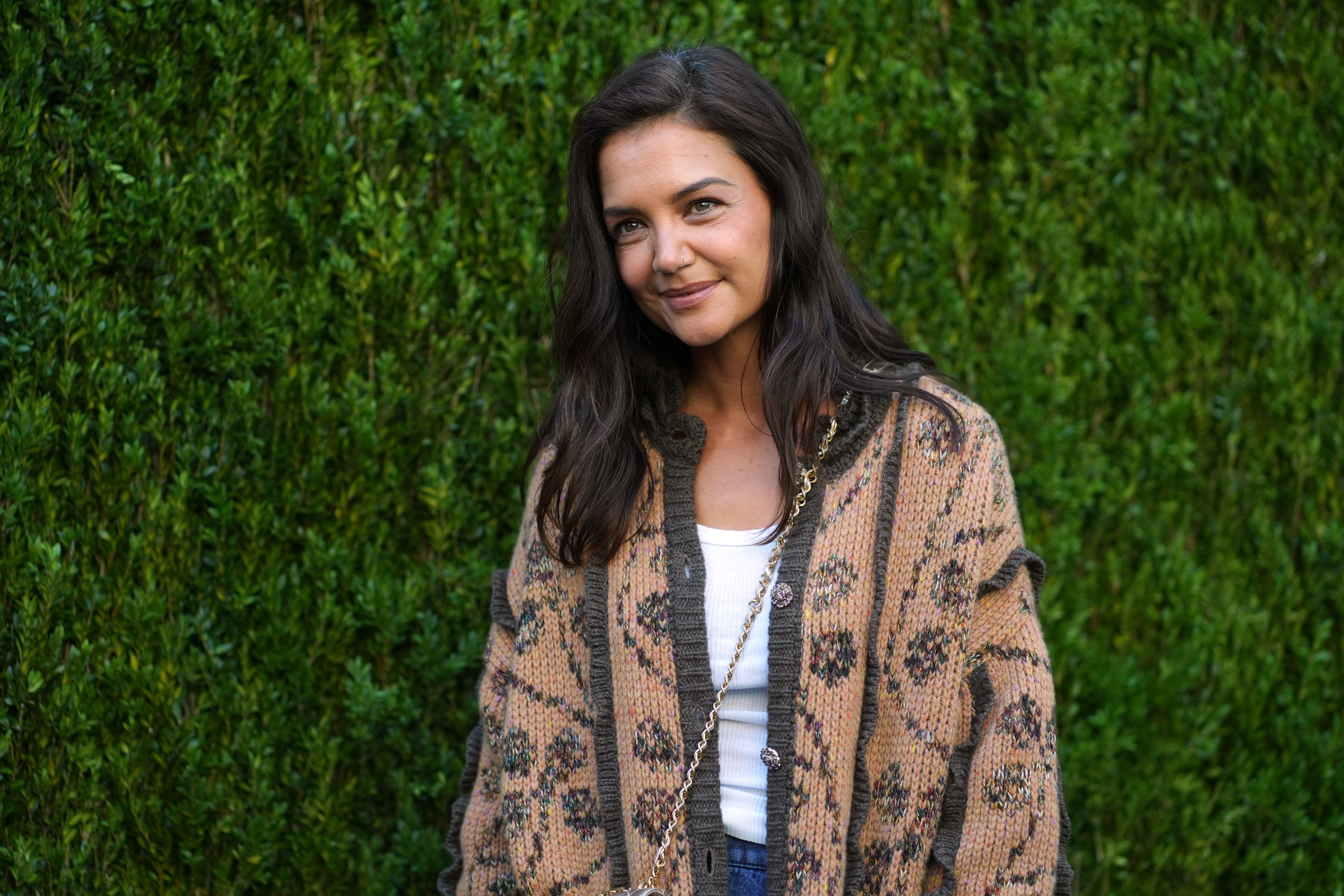 Katie Holmes adopte ces chaussures «laides»