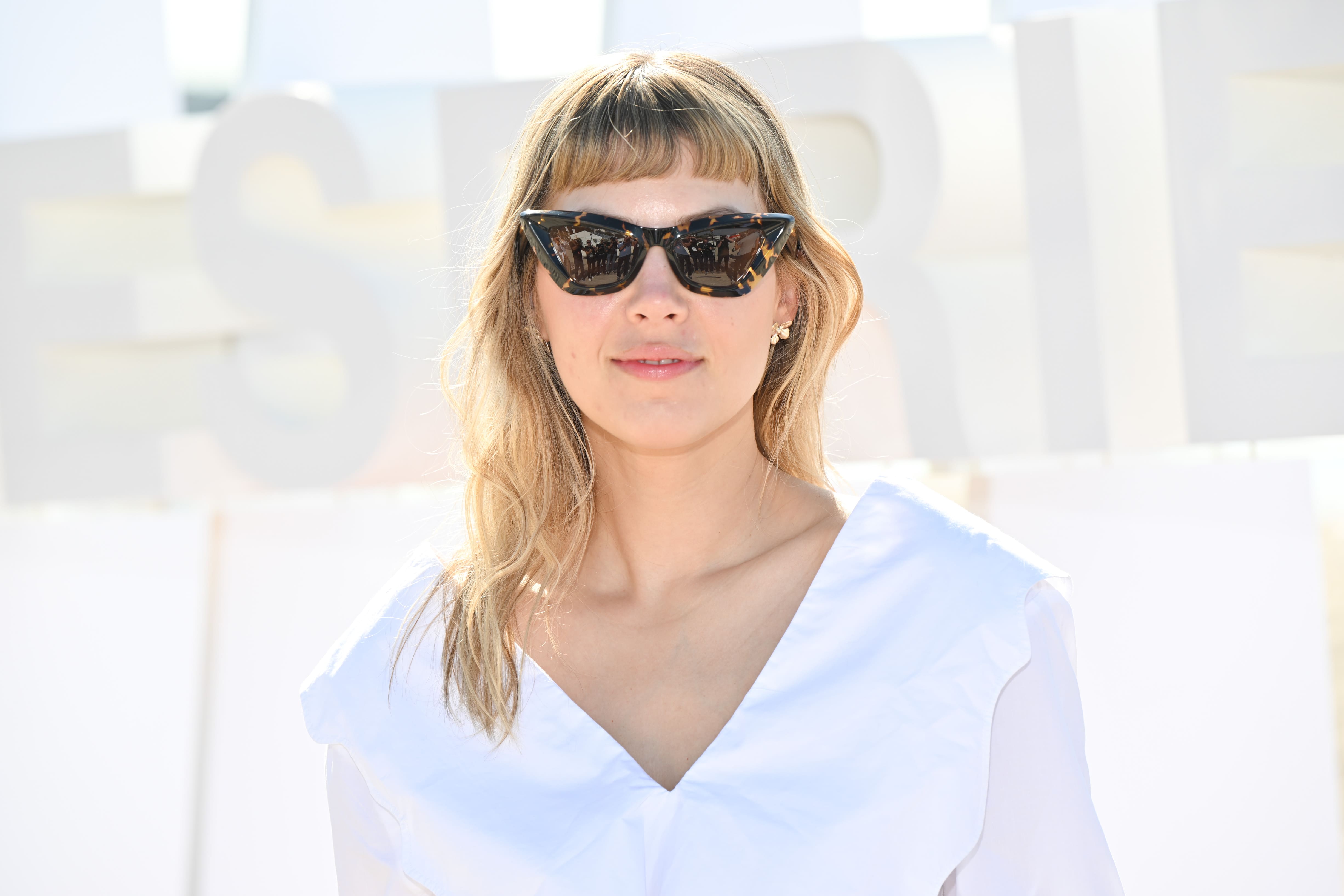 Catherine St-Laurent ose un pantalon léopard