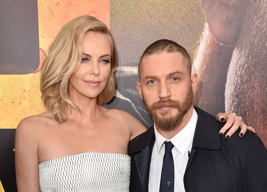 Image principale de l'article Charlize Theron et Tom Hardy: comme chien et chat!