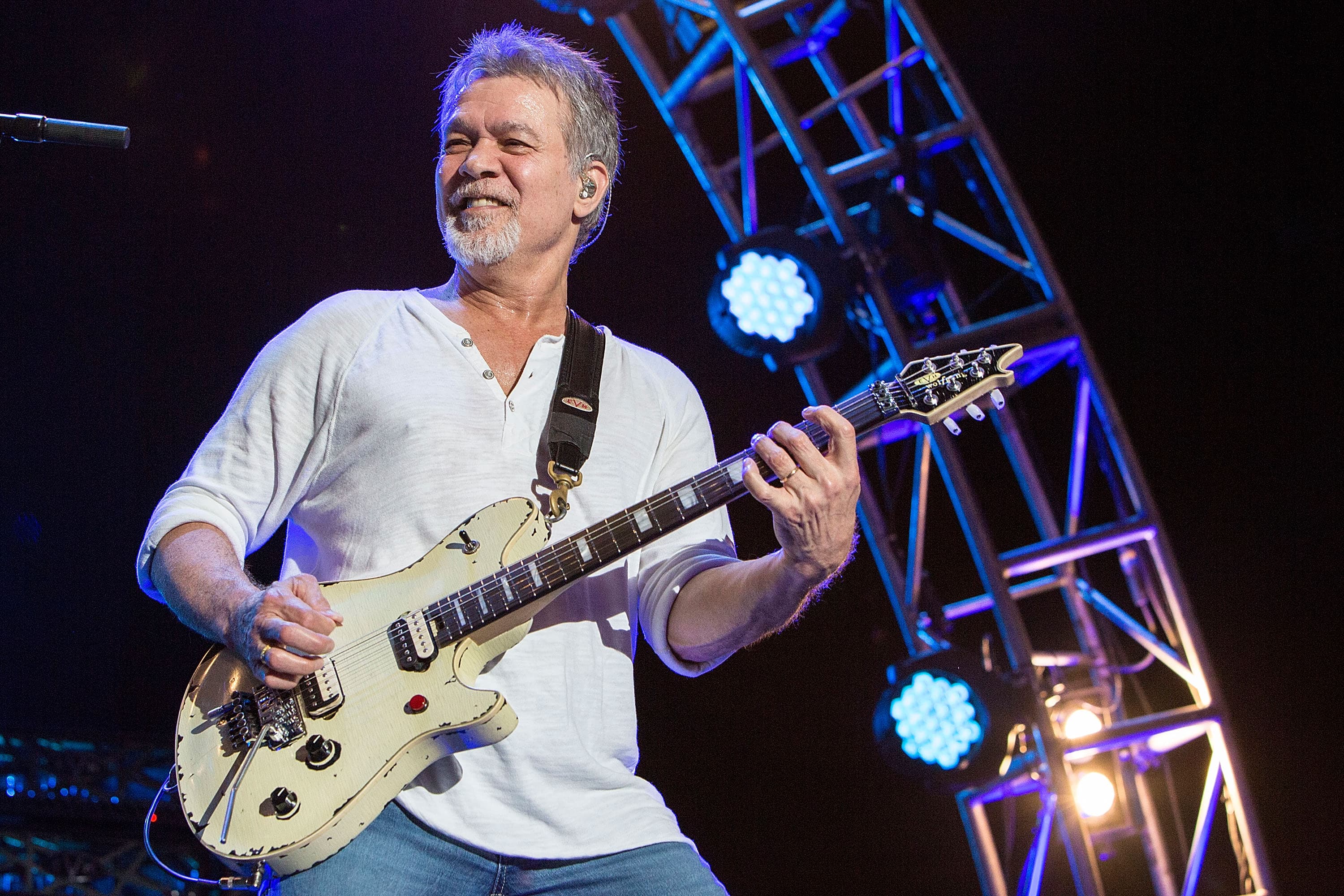 Eddie Van Halen est décédé à 65 ans