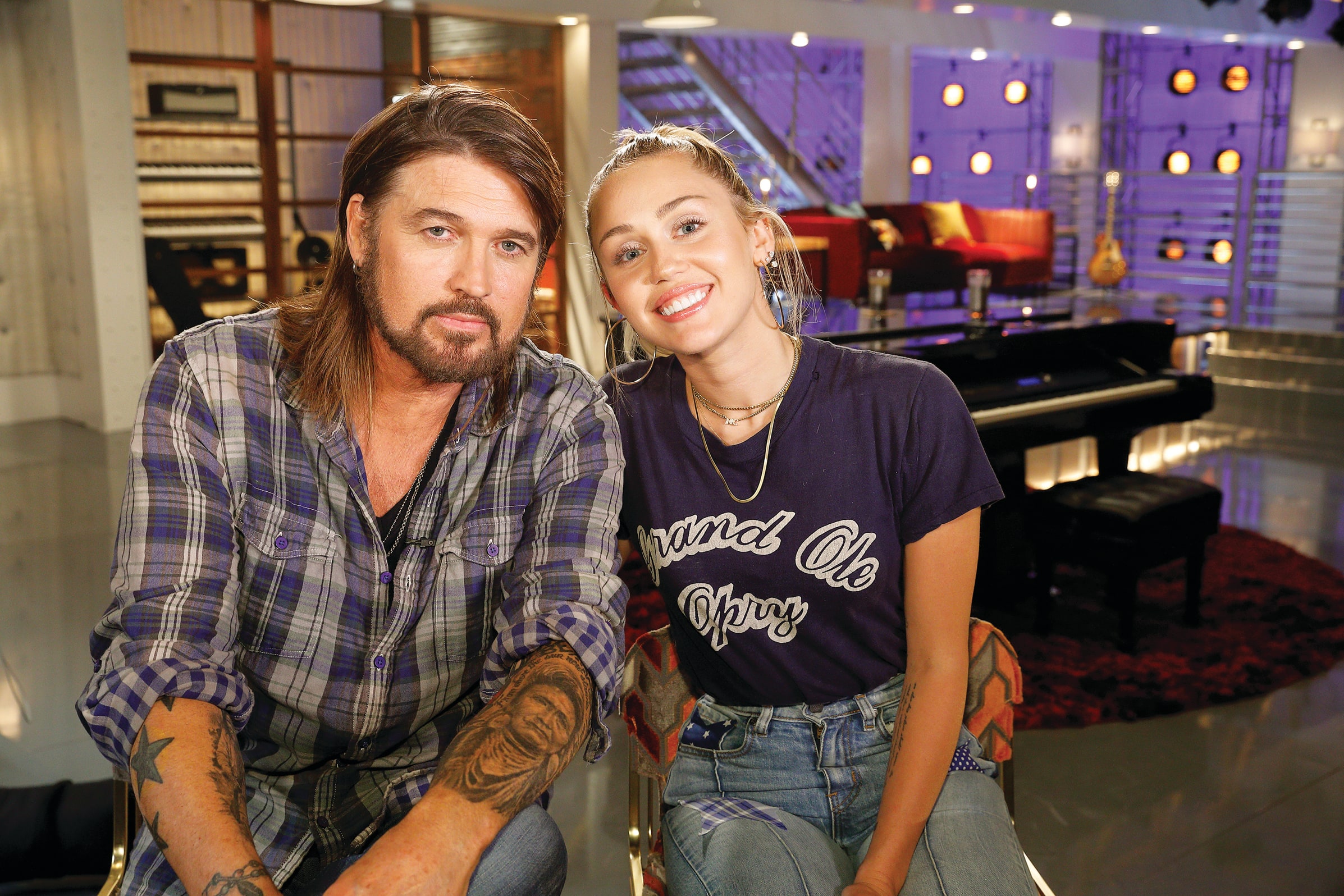 Billy Ray Cyrus traite sa fille Miley Cyrus de &laquo;salope&raquo; dans un enregistrement choquant