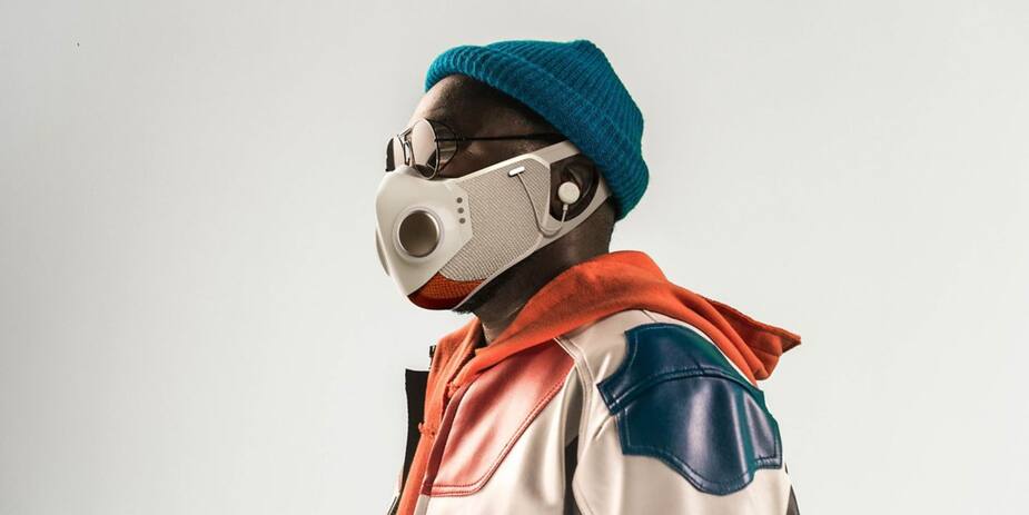 Image principale de l'article Will.i.am (!) lance un masque de protection techno