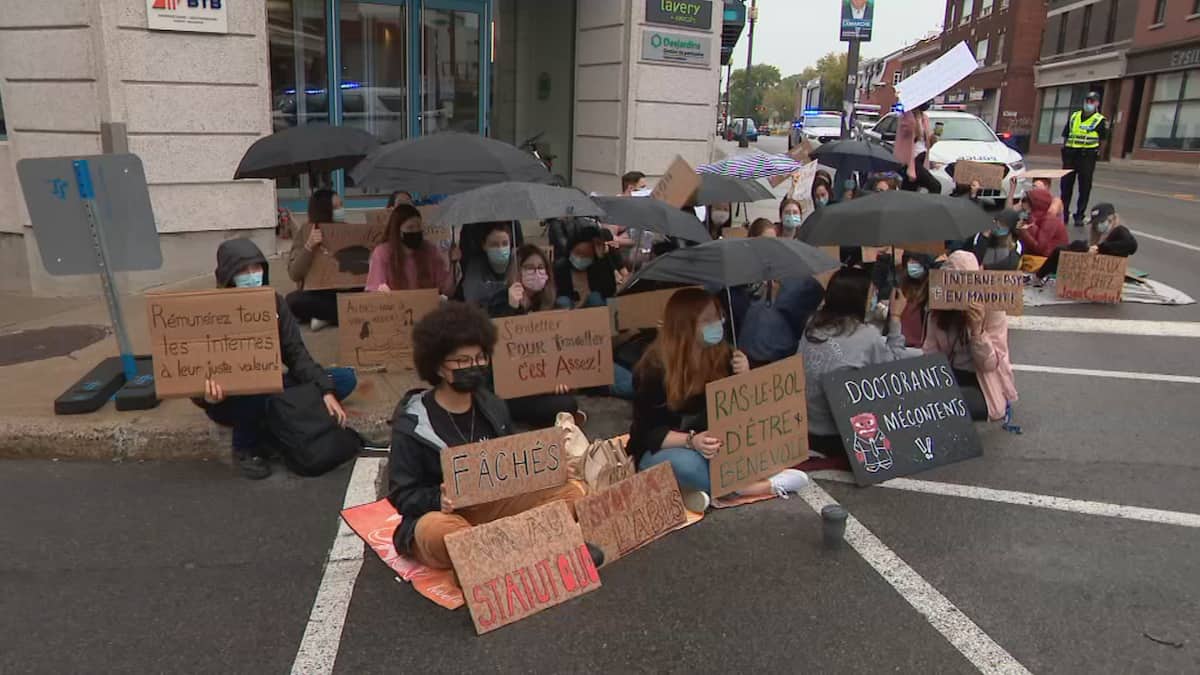 Manifestation à Trois-Rivières: les futurs psychologues réclament plus de reconnaissance