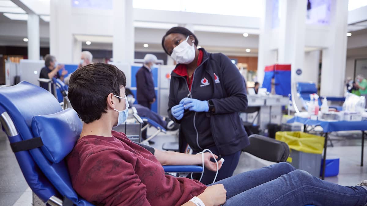 Grève des infirmières et infirmières auxiliaires chez Héma-Québec