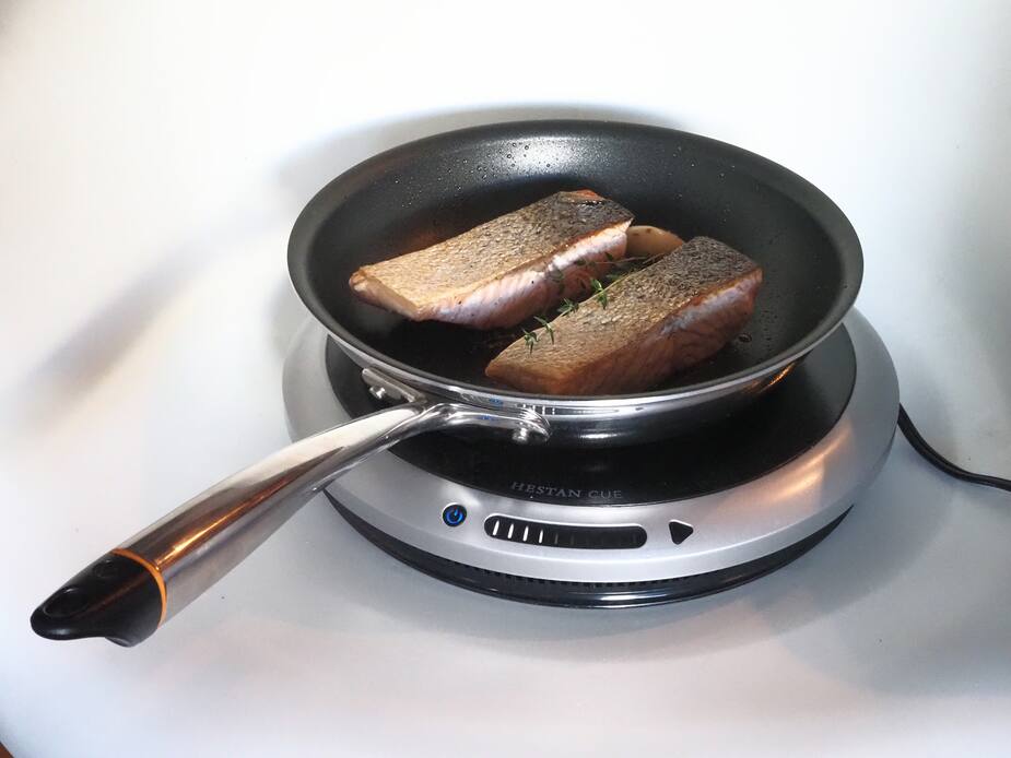 Le système de cuisson Hestan Cue permet de cuire avec la précision d’un professionnel.
