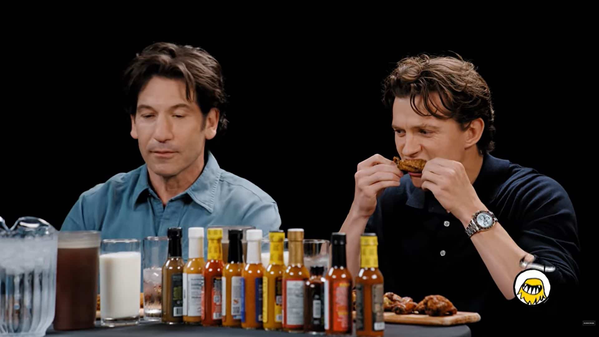 Tom Holland est le premier invité de Hot Ones à vomir devant la caméra, le 23 juillet 2026.