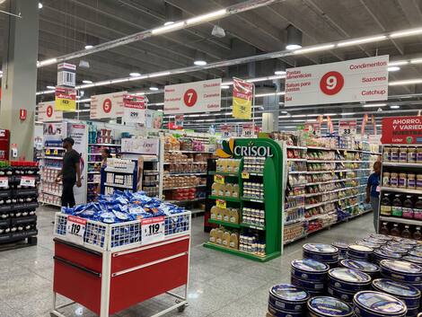 En Punta Cana hay varias grandes tiendas de alimentación, entre ellas Jumbo, muy conocida por los quebequenses.