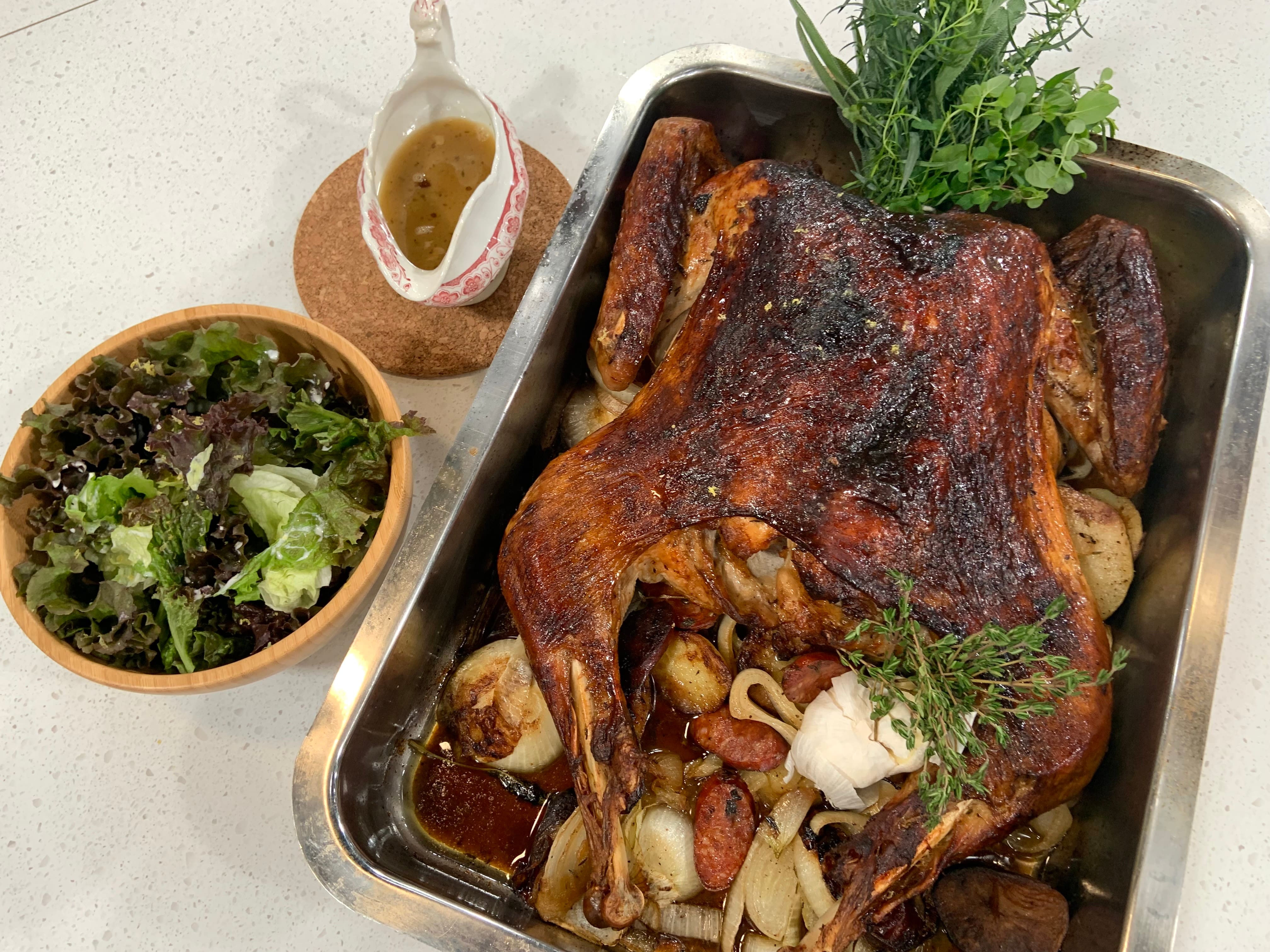 Dindon en crapaudine au beurre de sauge et citron