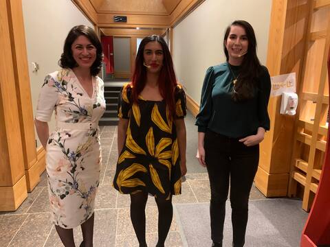 During the Les sciences et les femmes conference presented at the Musée de la Civilization on Thursday evening, aerospace engineer Farah Alibe spoke about the beauty of Mars and astronomer Nathalie Oullet demonstrated her vision of the universe. In the photo, we see them with Olga Furman, master of ceremonies, lawyer and managing partner of Norton Rose Fulbright's Quebec office.