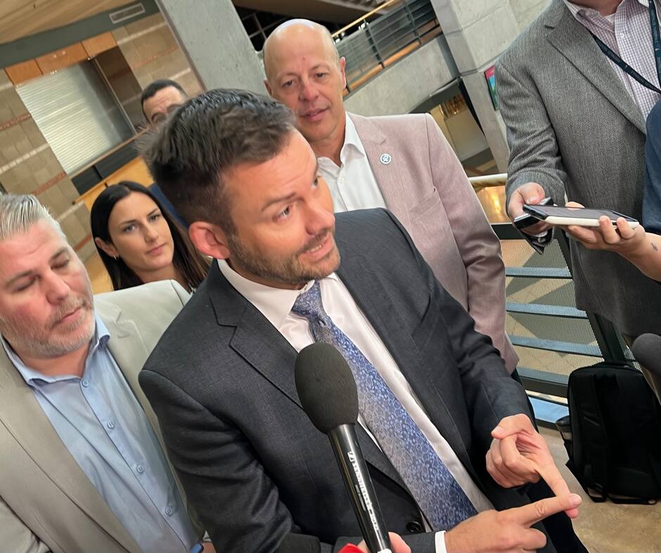 La CAQ s’inspire de l’Union nationale et de Jean Charest, selon PSPP ...