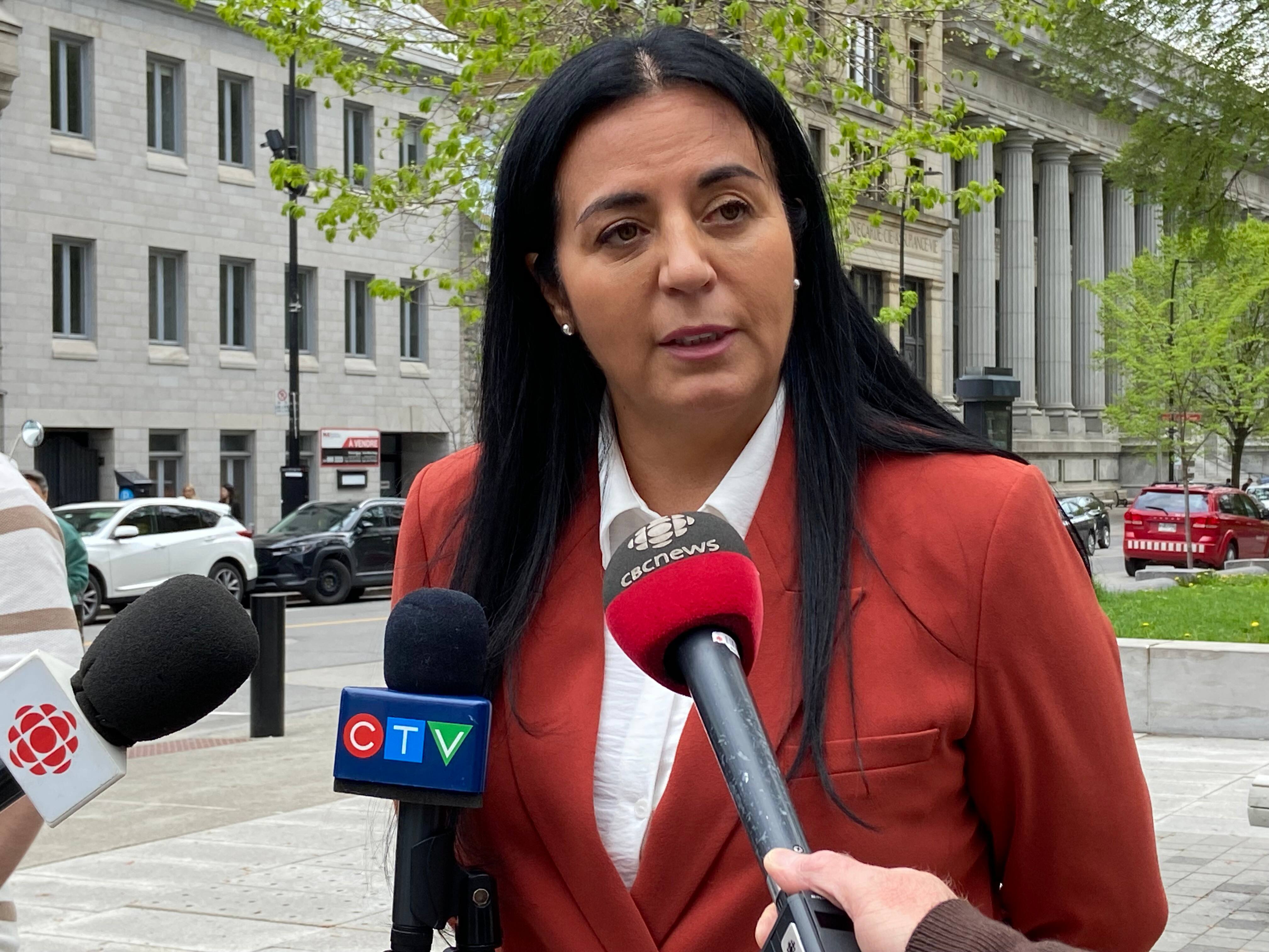 D&eacute;p&ocirc;t de s&eacute;curit&eacute; ill&eacute;gal: Soraya Martinez Ferrada veut encore &ecirc;tre la &laquo;mairesse du logement&raquo;