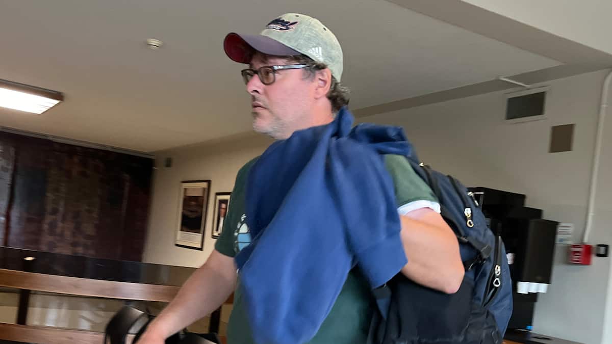 Client de prostitution juvénile: un prof déchu écope de prison de fins de semaine