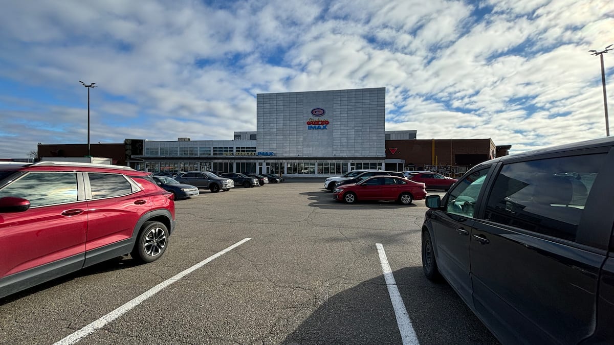 Groupe Guzzo: un premier cinéma ferme ses portes