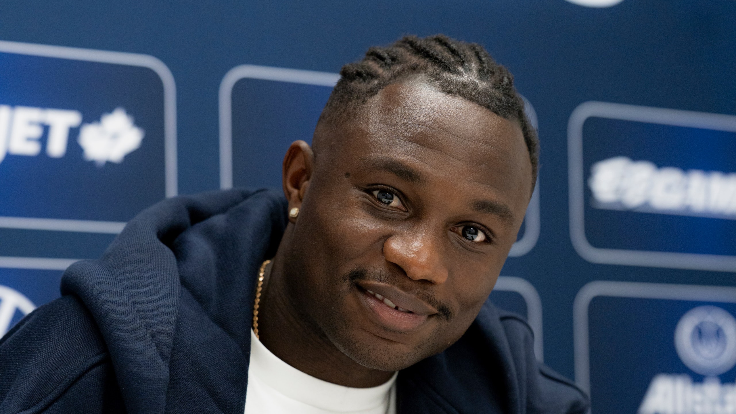 Photo: tvasports.ca Zachary Brault-Guillard Signs with FC Supra du Québec