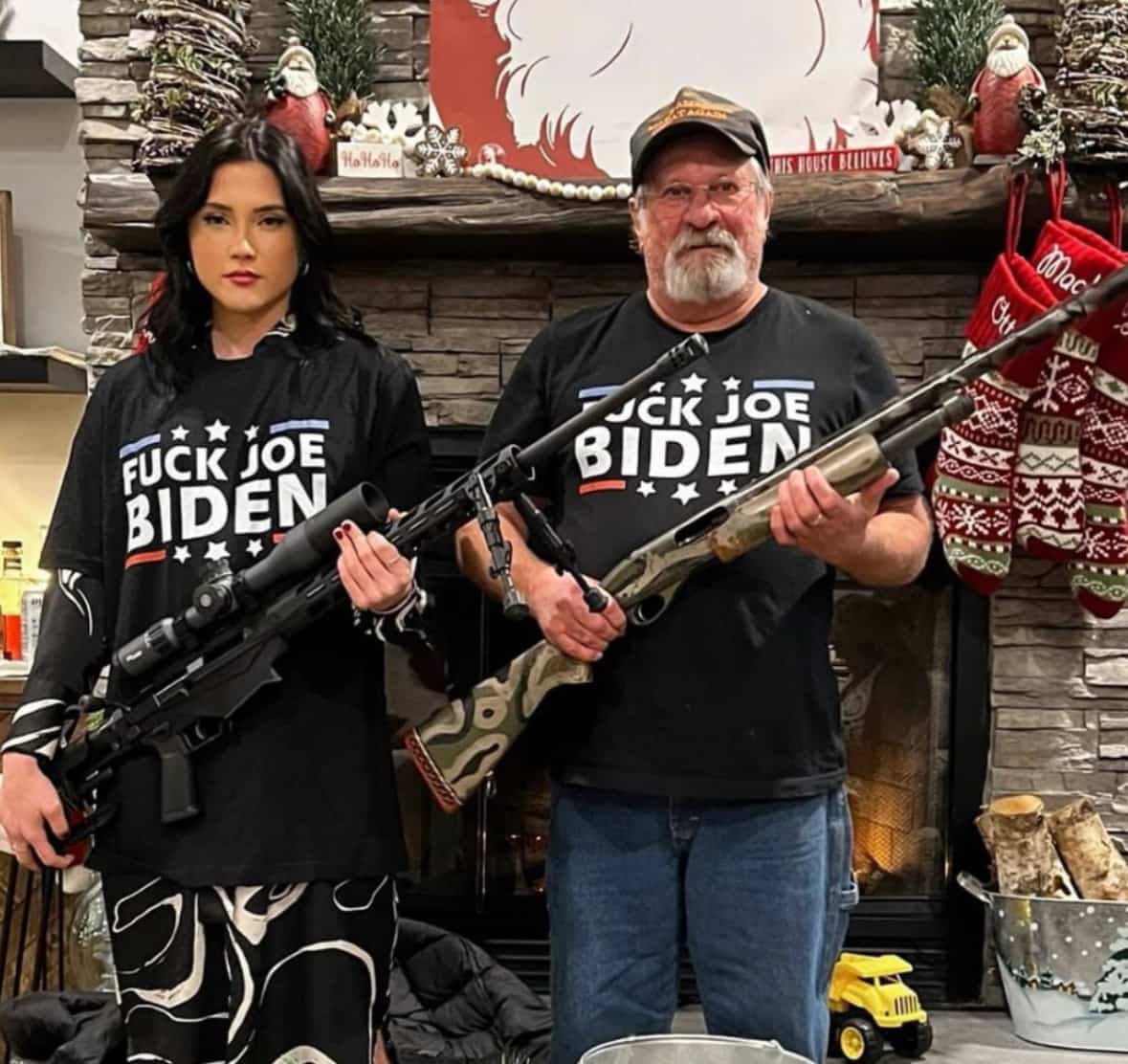 «F*ck Joe Biden»: une photo compromettante de la nouvelle attachée de presse adjointe de Trump refait surface