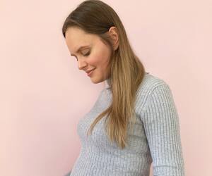 Julien Et Isabelle De L Amour Est Dans Le Pre Attendent Leur Premier Enfant 7 Jours Julien Et Isabelle De L Amour Est Dans Le Pre Attendent Leur Premier Enfant 7 Jours