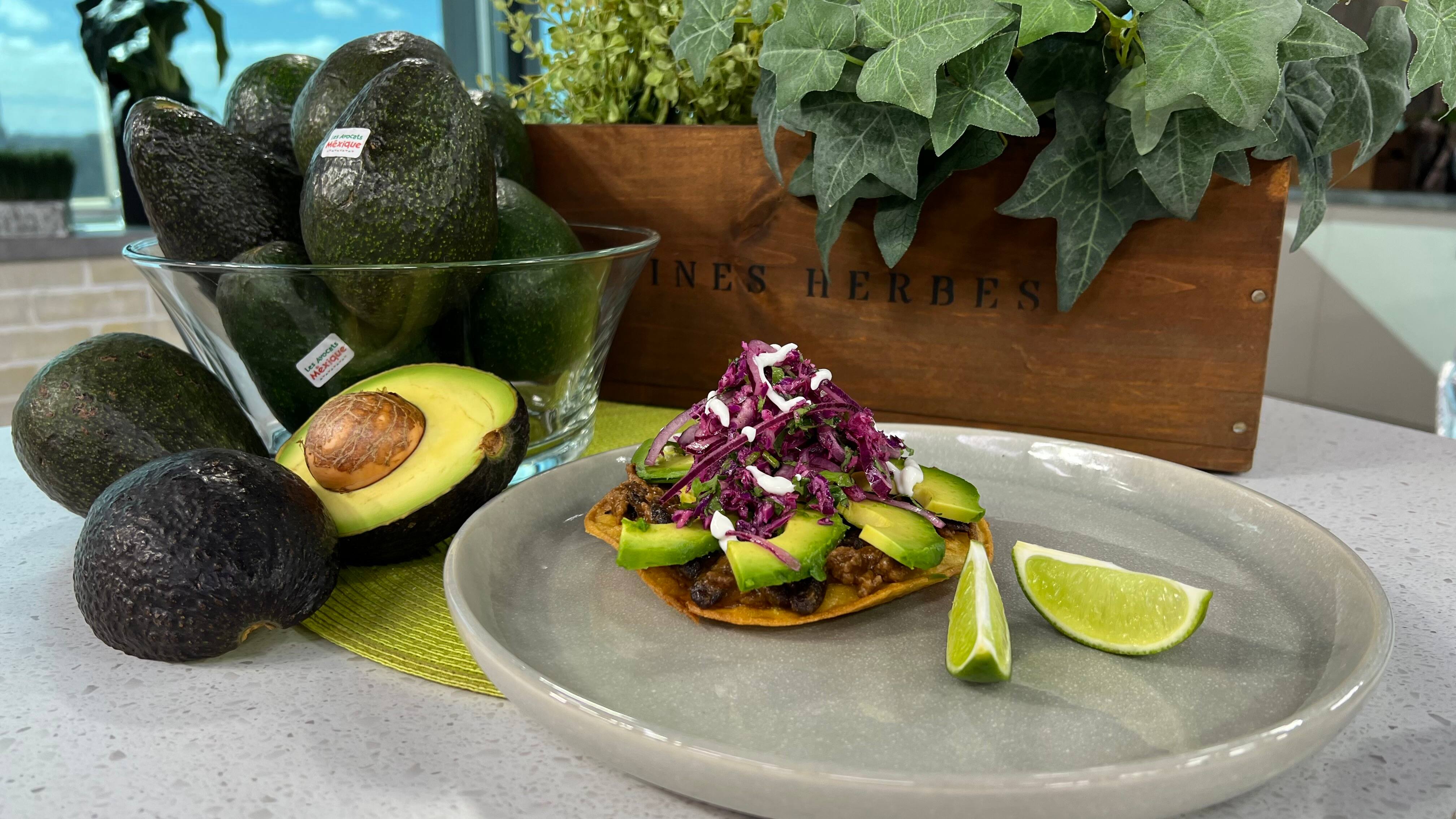TOSTADAS AUX AVOCATS