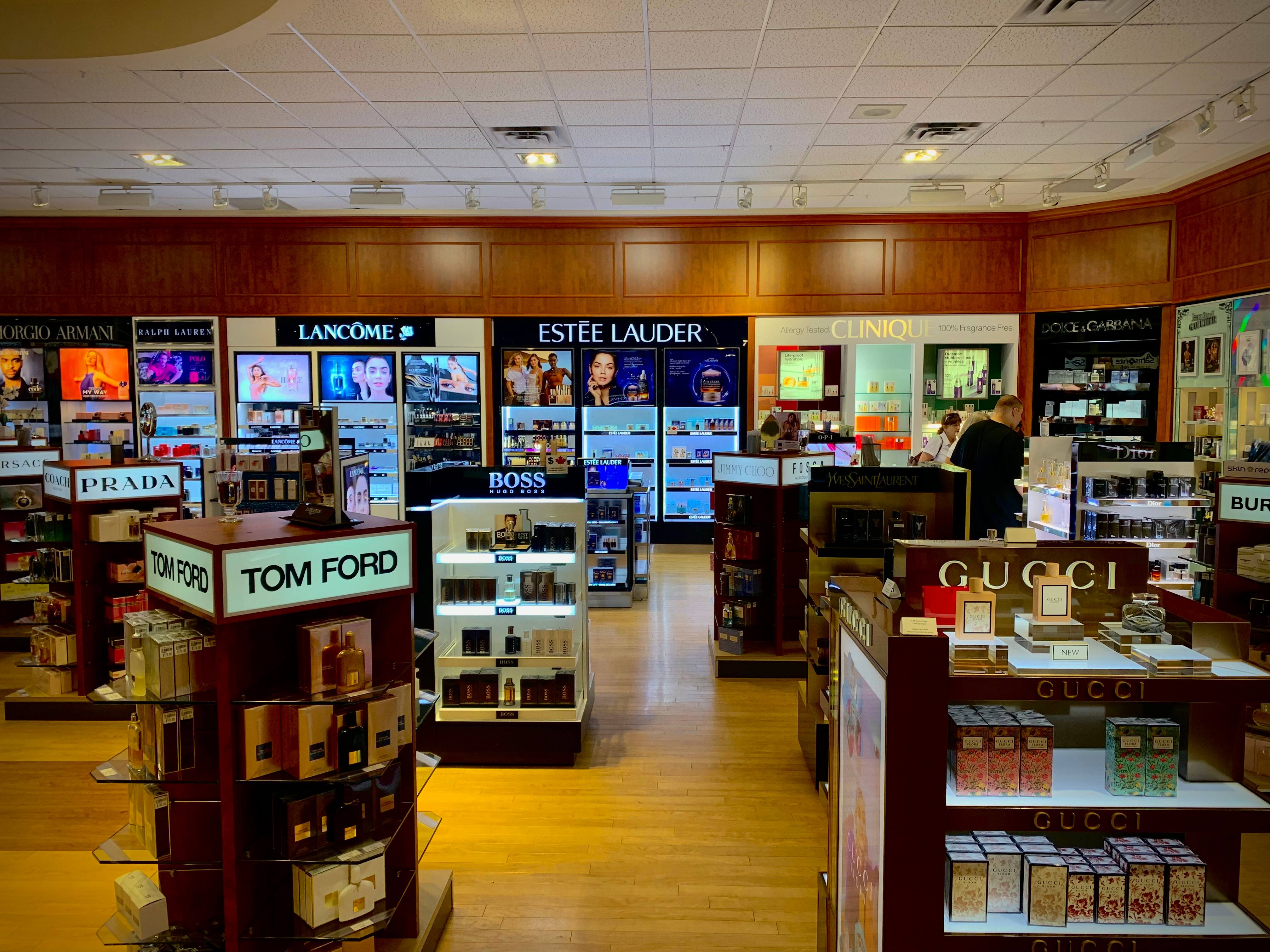 elfbar nachfüll pod läuft aus Faire une virée magasinage au «Duty Free», est-ce une bonne idée?