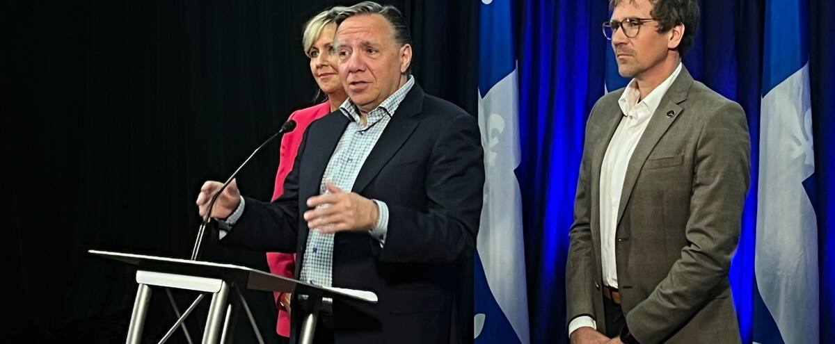 Industrie de la construction: François Legault lance une grande séduction pour attirer des travailleurs