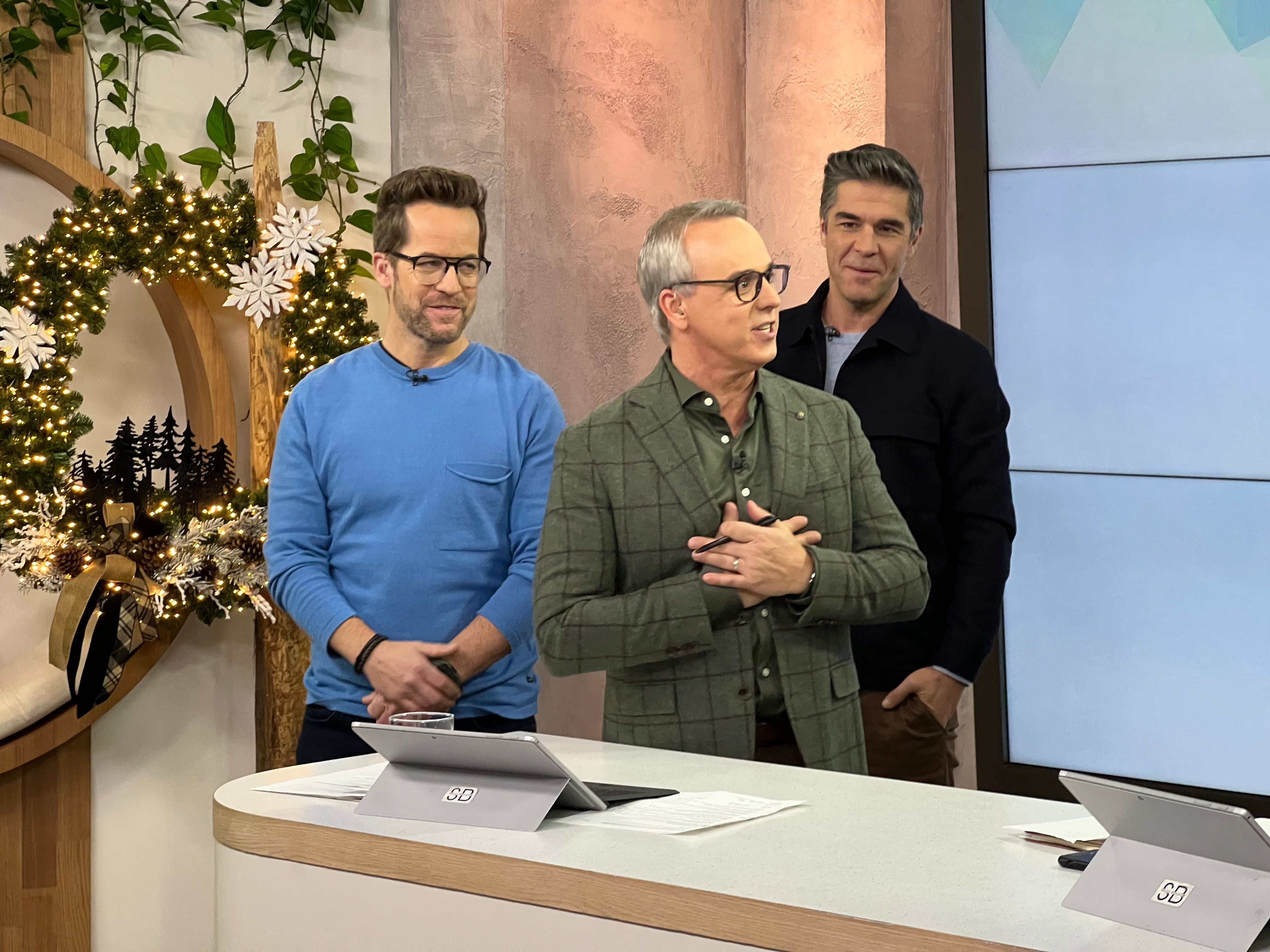 Gino reçoit la médaille de l'Assemblée nationale