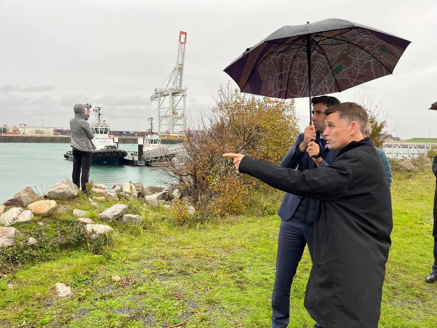 Port de Québec: Marchand en appelle à la collaboration avec Montréal et Trois-Rivières