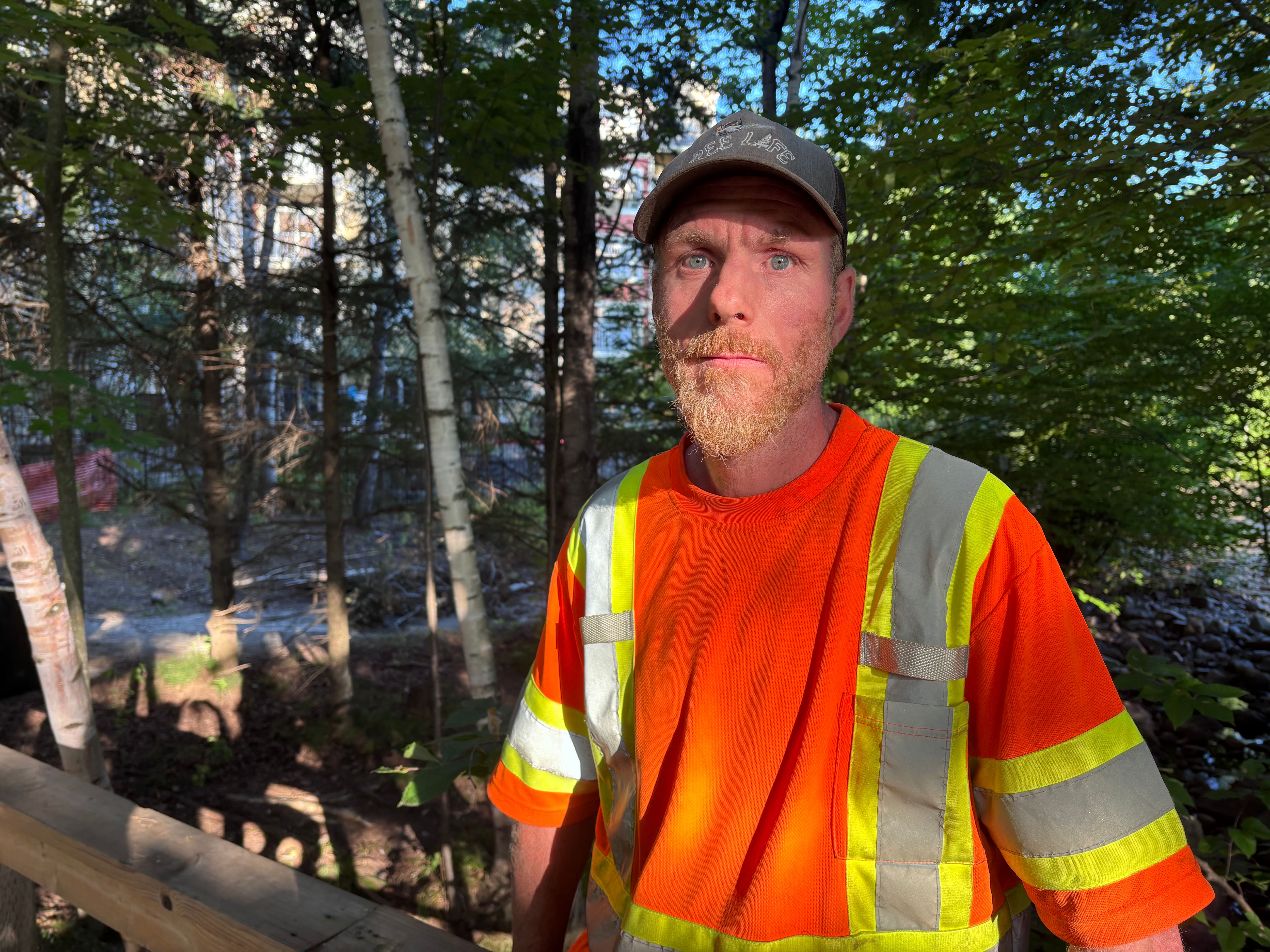 «Les promoteurs font ce qu’ils veulent à Mont-Tremblant», se désole l'entrepreneur et résident de longue date de Mont-Tremblant, Brett Gaisford.